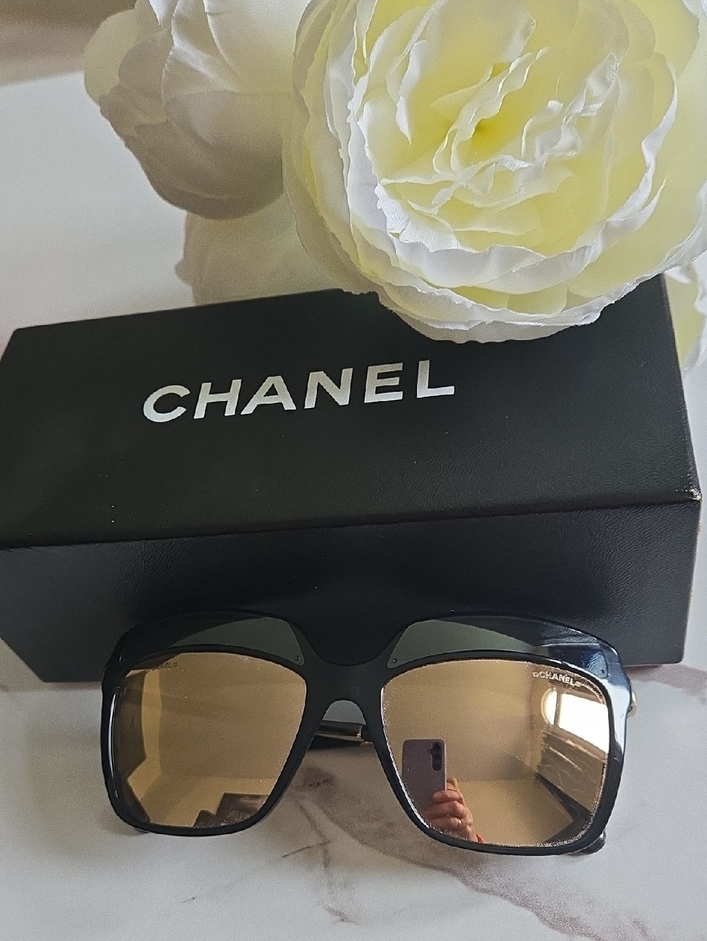 CHANEL Black Frame Sunglasses with Brown Lenses With 18k Gold Plated.